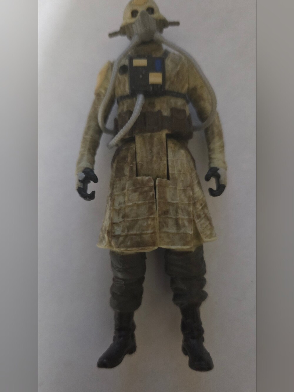 Hasbro action figure of Edrio "Two Tubes" from Rogue One
5-inch